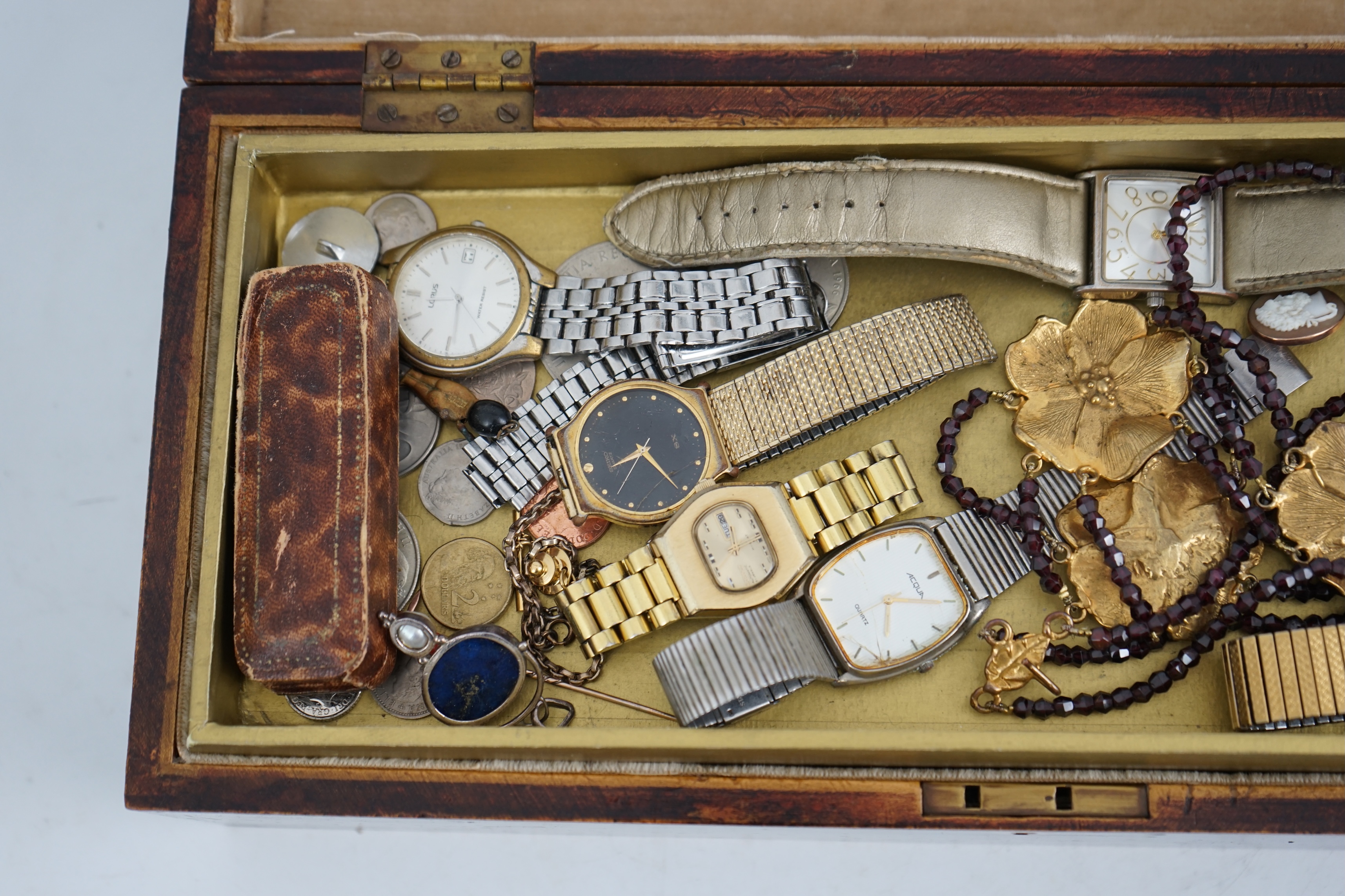 An Edwardian repousse silver dressing table tray, A&J Zimmerman, Birmingham, 1901, 30cm